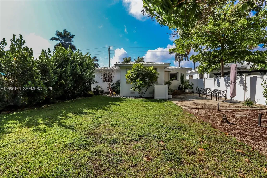1523 Johnson Street Hollywood FL 33020