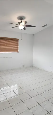 2574 W 71st Place Hialeah FL 33016