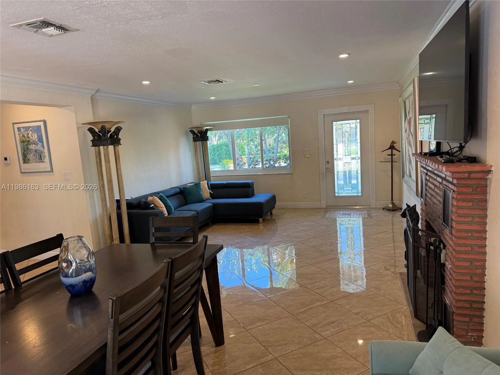 2355 SE 7th Street Pompano Beach FL 33062