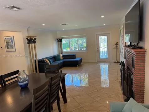 2355 SE 7th Street Pompano Beach FL 33062