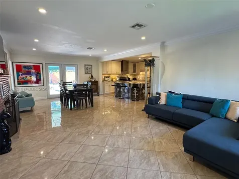 2355 SE 7th Street Pompano Beach FL 33062