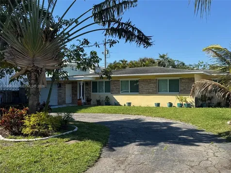 2355 SE 7th Street Pompano Beach FL 33062