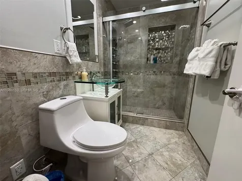 2355 SE 7th Street Pompano Beach FL 33062