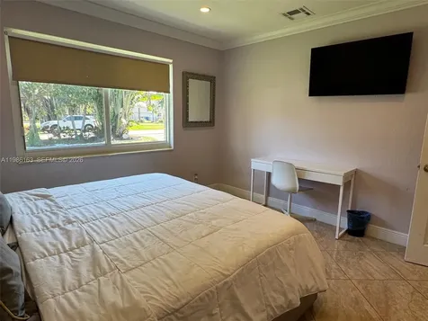 2355 SE 7th Street Pompano Beach FL 33062