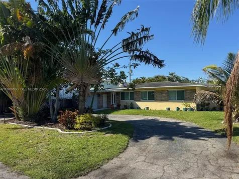 2355 SE 7th Street Pompano Beach FL 33062