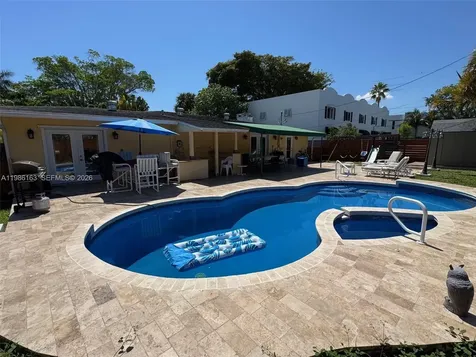 2355 SE 7th Street Pompano Beach FL 33062