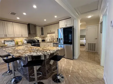 2355 SE 7th Street Pompano Beach FL 33062