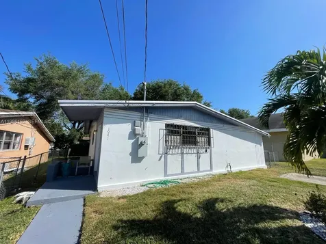 1941 NW 152nd Terrace Miami Gardens FL 33054