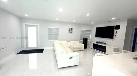 14401 Boggs Drive Miami FL 33176