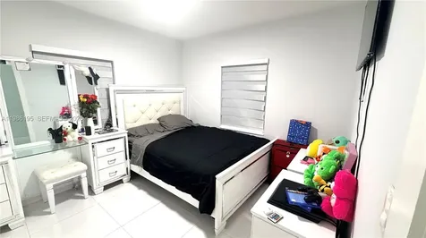 14401 Boggs Drive Miami FL 33176