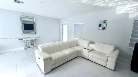 14401 Boggs Drive Miami FL 33176