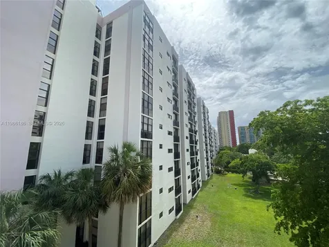 16919 N Bay Road Sunny Isles Beach FL 33160