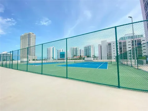 16919 N Bay Road Sunny Isles Beach FL 33160