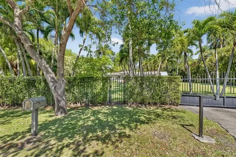 6125 SW 109th Street Pinecrest FL 33156