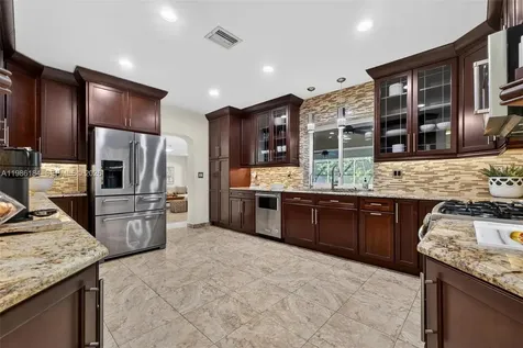 6125 SW 109th Street Pinecrest FL 33156