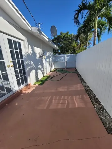 12305 SW 42nd Street Miami FL 33175