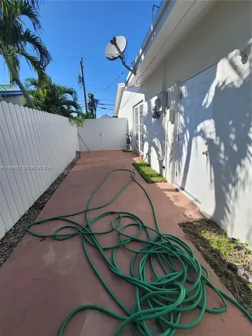 12305 SW 42nd Street Miami FL 33175