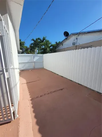 12305 SW 42nd Street Miami FL 33175