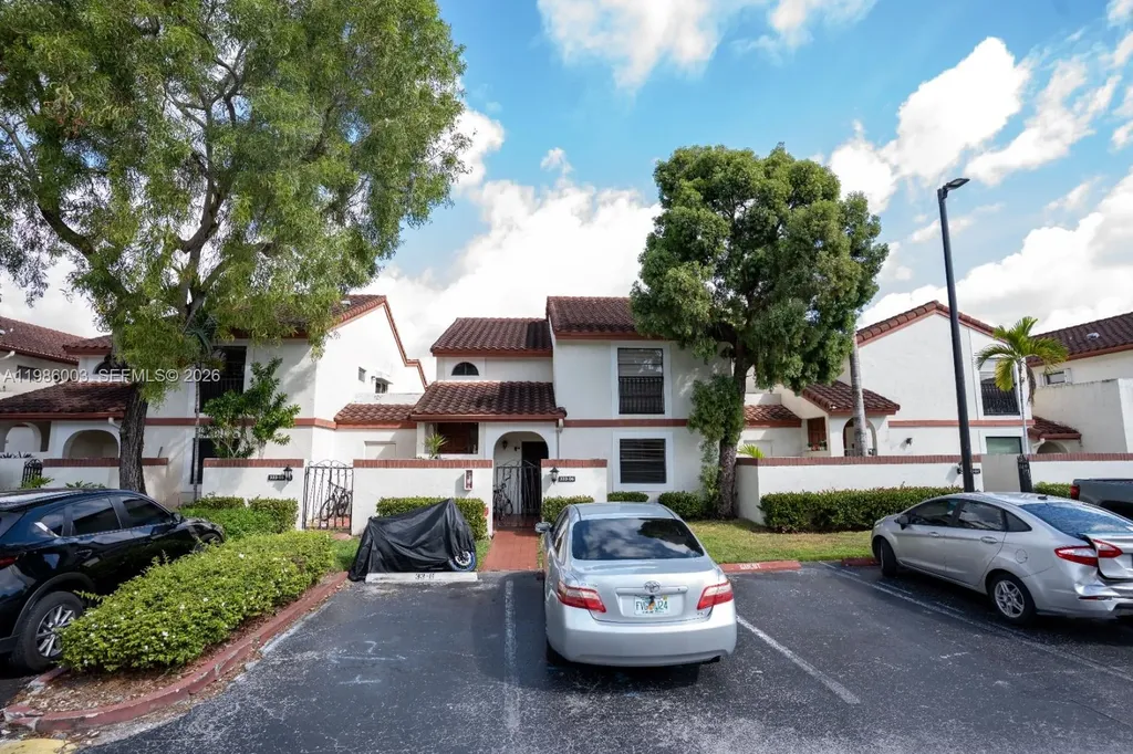 333 Ives Dairy Road Miami FL 33179