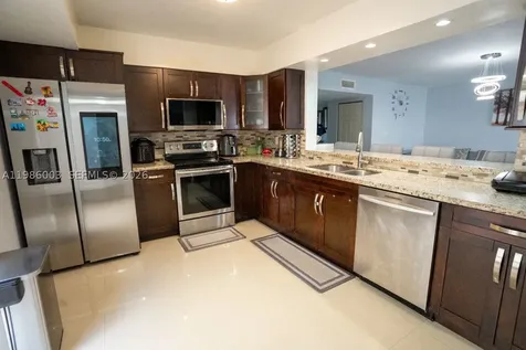 333 Ives Dairy Road Miami FL 33179