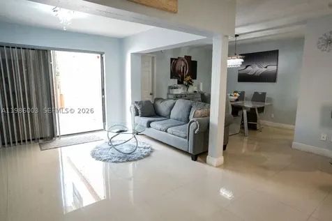 333 Ives Dairy Road Miami FL 33179