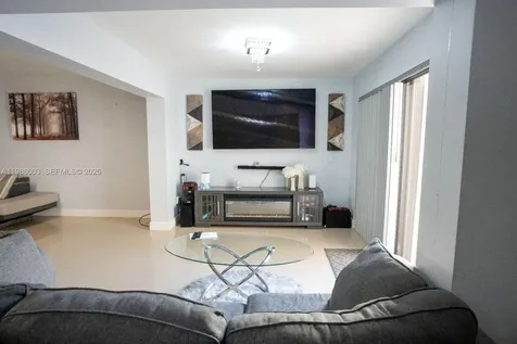 333 Ives Dairy Road Miami FL 33179