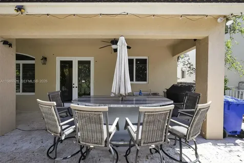 1776 NW 78th Avenue Pembroke Pines FL 33024