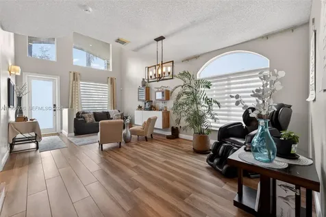 1776 NW 78th Avenue Pembroke Pines FL 33024