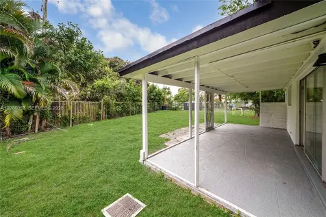 1353 NW 62nd Way Margate FL 33063