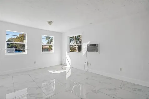 767 NW 35th Street Miami FL 33127
