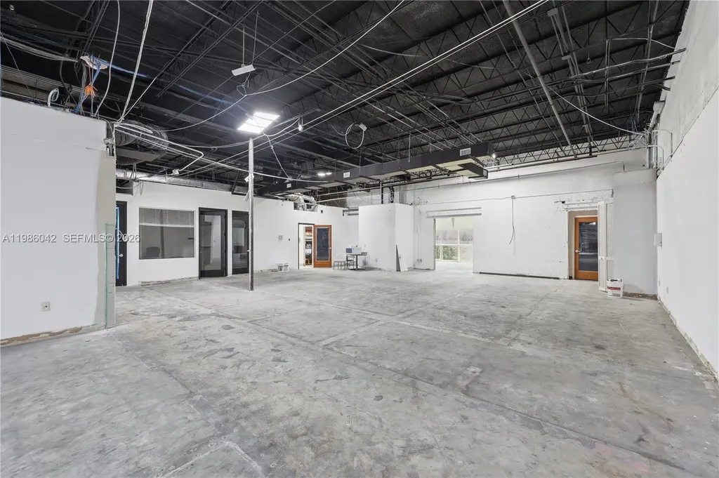 2950 N 28th Terrace Hollywood FL 33020