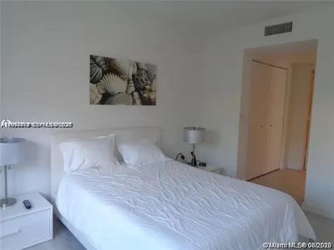 2600 E Hallandale Beach Boulevard Hallandale Beach FL 33009