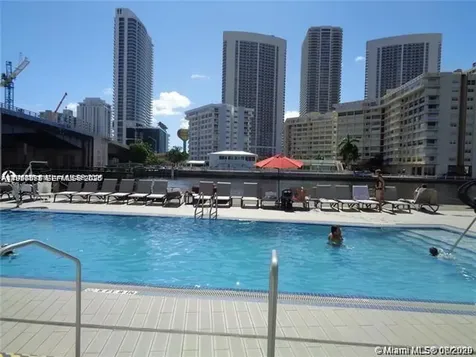 2600 E Hallandale Beach Boulevard Hallandale Beach FL 33009