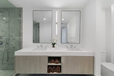 9221 E Bay Harbor Drive Bay Harbor Islands FL 33154