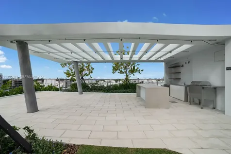 9221 E Bay Harbor Drive Bay Harbor Islands FL 33154