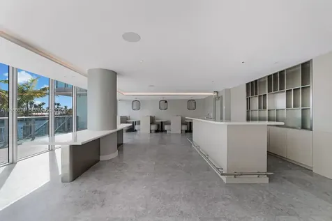 9221 E Bay Harbor Drive Bay Harbor Islands FL 33154