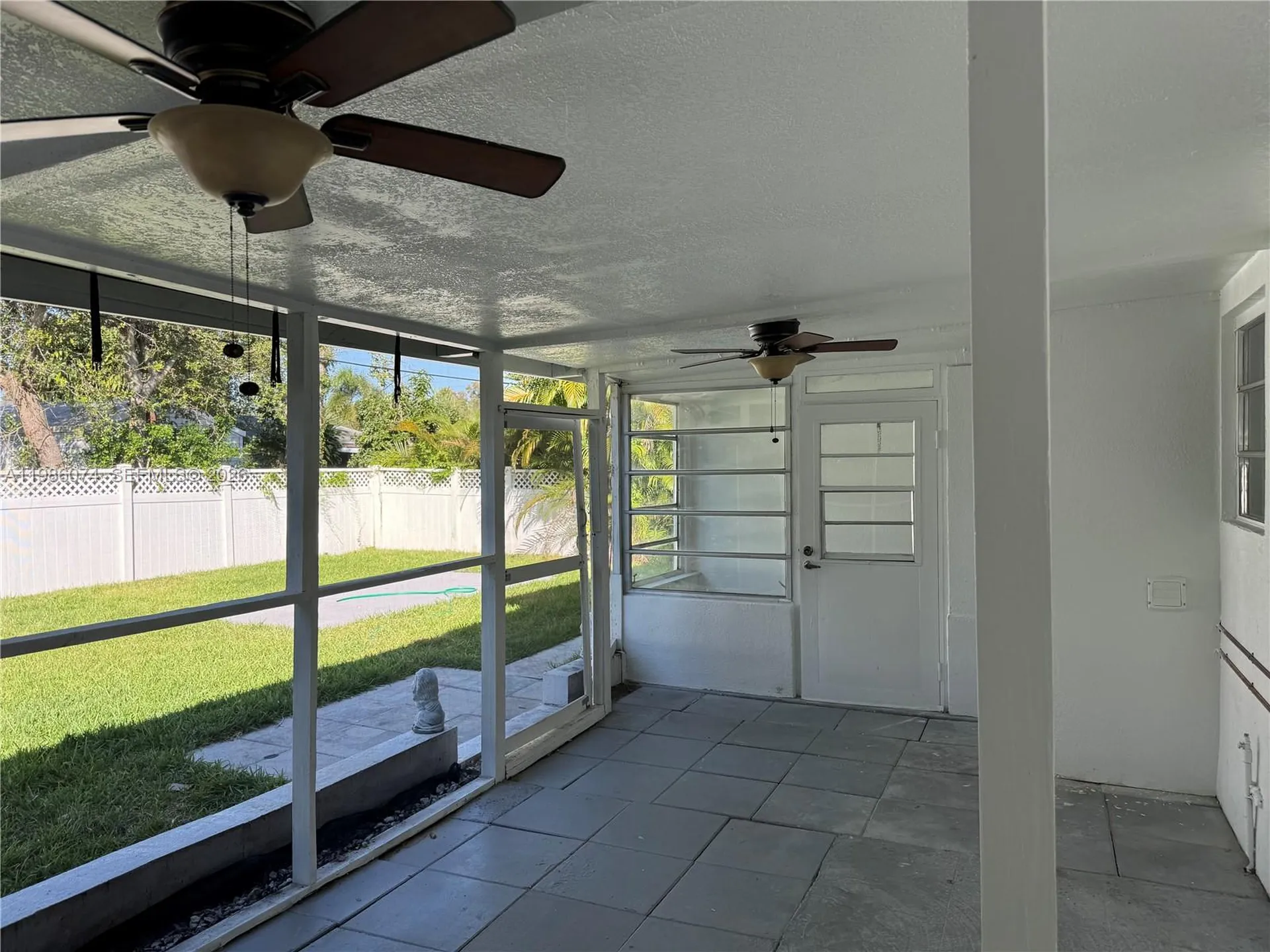 2400 N 57th Way Hollywood FL 33021