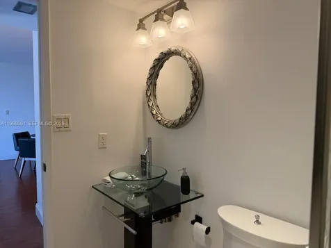 20505 E Country Club Drive Aventura FL 33180