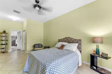 2819 Augusta Lane Homestead FL 33035