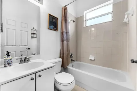 2819 Augusta Lane Homestead FL 33035