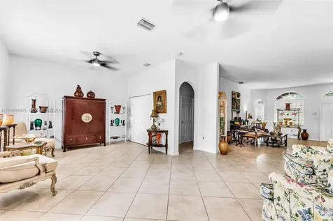 2819 Augusta Lane Homestead FL 33035