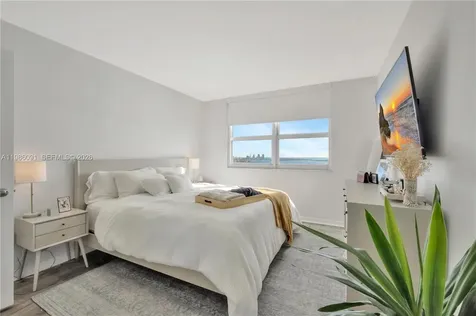 1155 Brickell Bay Drive Miami FL 33131