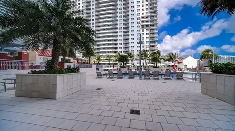 1155 Brickell Bay Drive Miami FL 33131