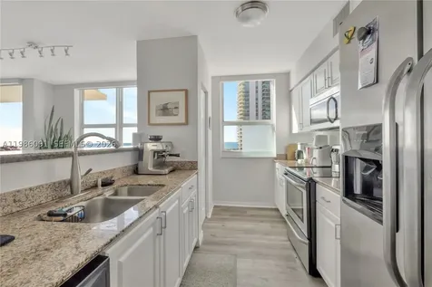 1155 Brickell Bay Drive Miami FL 33131