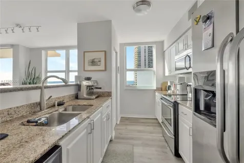 1155 Brickell Bay Drive Miami FL 33131
