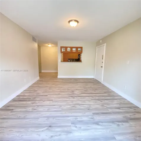 10794 N Kendall Drive Miami FL 33176