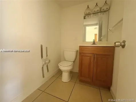 15225 NE 6th Avenue Miami FL 33162