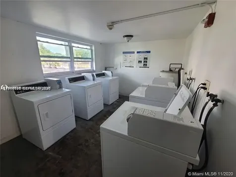 15225 NE 6th Avenue Miami FL 33162