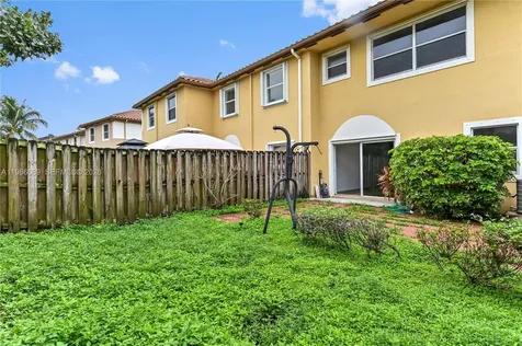 5043 SW 140th Terrace Miramar FL 33027