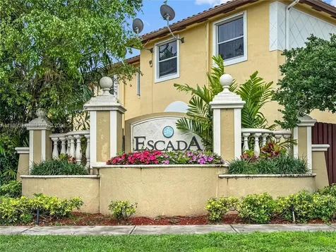 5043 SW 140th Terrace Miramar FL 33027